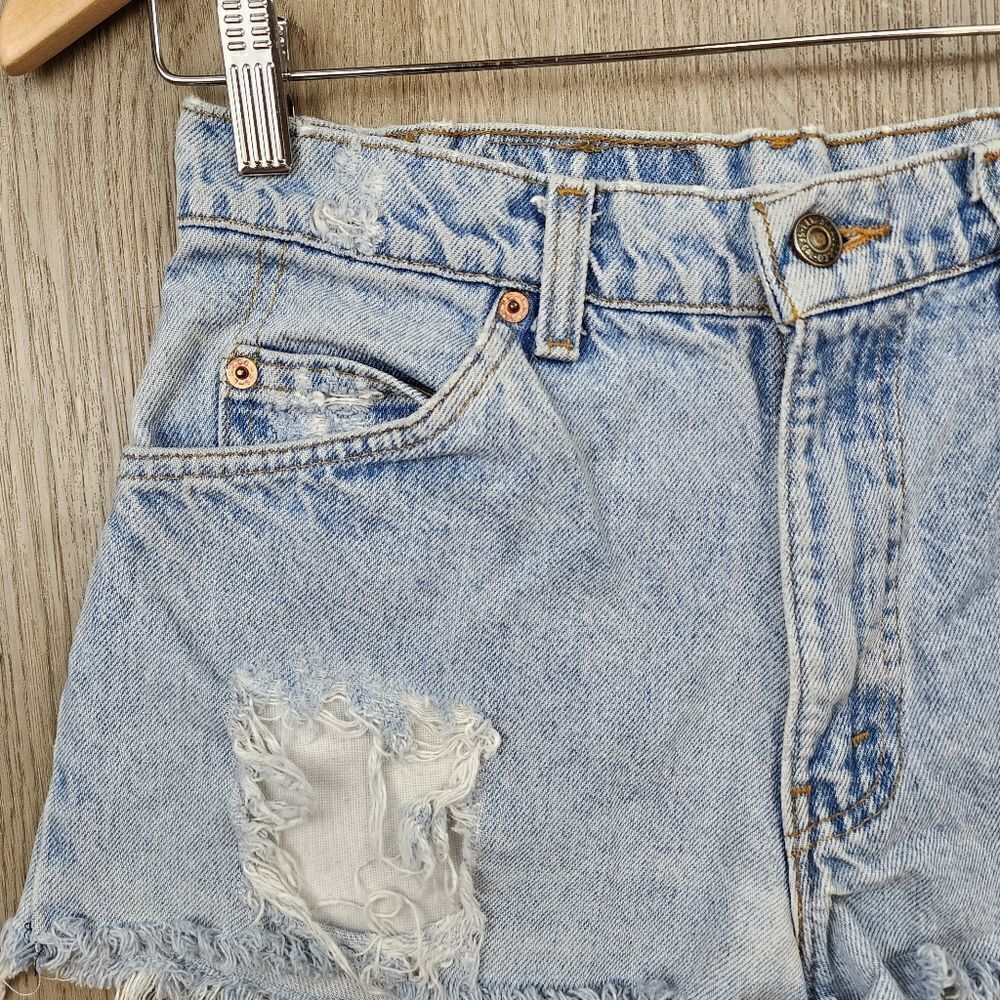 Levi's 550 Distressed Denim Shorts - Picture 2 of 6